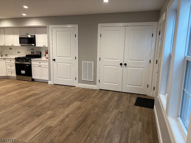 $2,600 | 100 Charlton Avenue, Unit 2, Lodi, NJ 07644