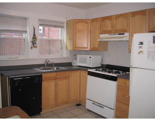 42 Kirkwood Road Boston, MA 02135 - Photo 2 of 17