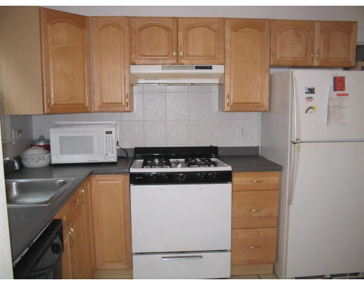 42 Kirkwood Road Boston, MA 02135 - Photo 3 of 17