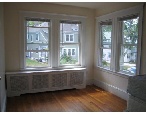 42 Kirkwood Road Boston, MA 02135 - Photo 6 of 17