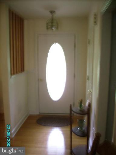 8322 Hillendale Road Culpeper, VA 22701 - Photo 7 of 18 Entrance / Foyer