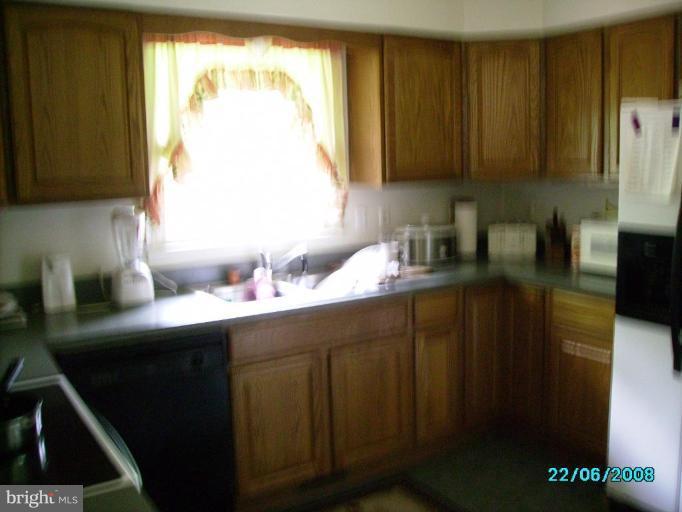 8322 Hillendale Road Culpeper, VA 22701 - Photo 9 of 18 Kitchen #2