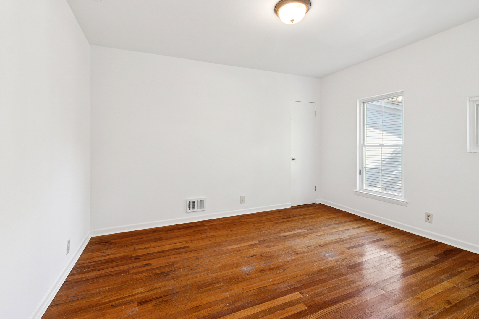 392 West Exchange Street Crete, IL 60417 - Photo 12 of 19 Gallery Image 12