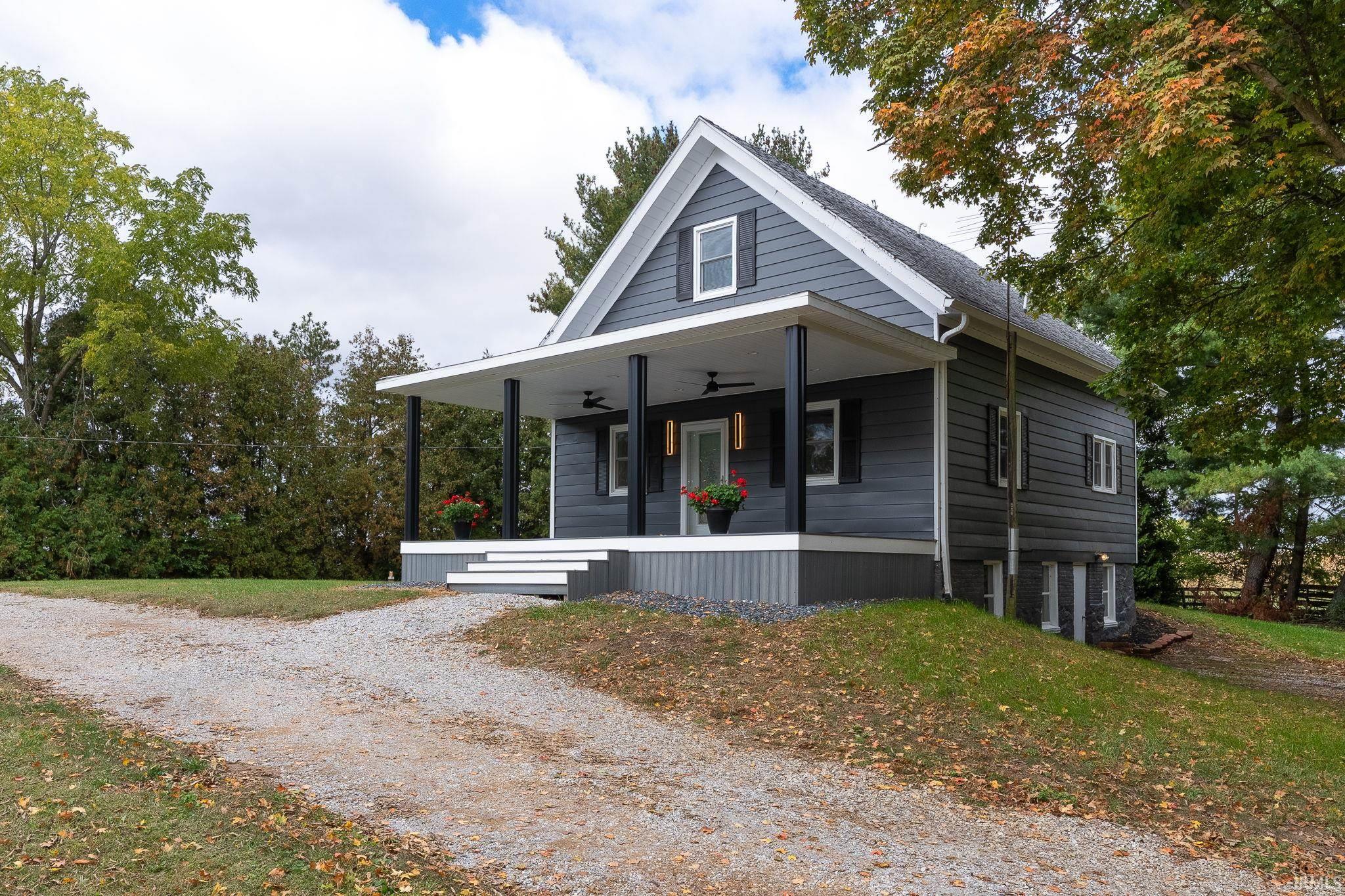 5447 East 350 South Bringhurst, IN 46913 - Photo 2 of 32
