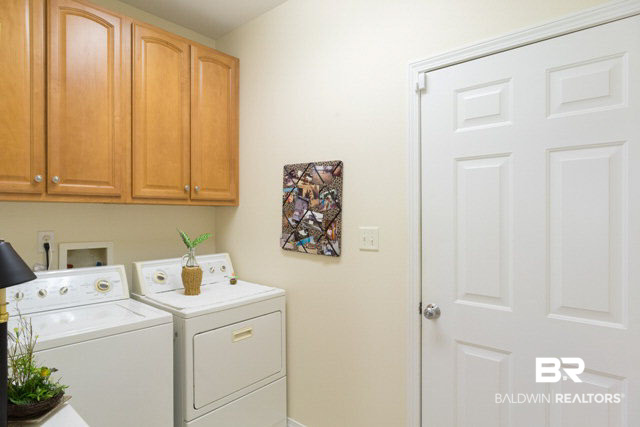 161 Club Drive Fairhope, AL 36532 - Photo 20 of 24 Laundry Room