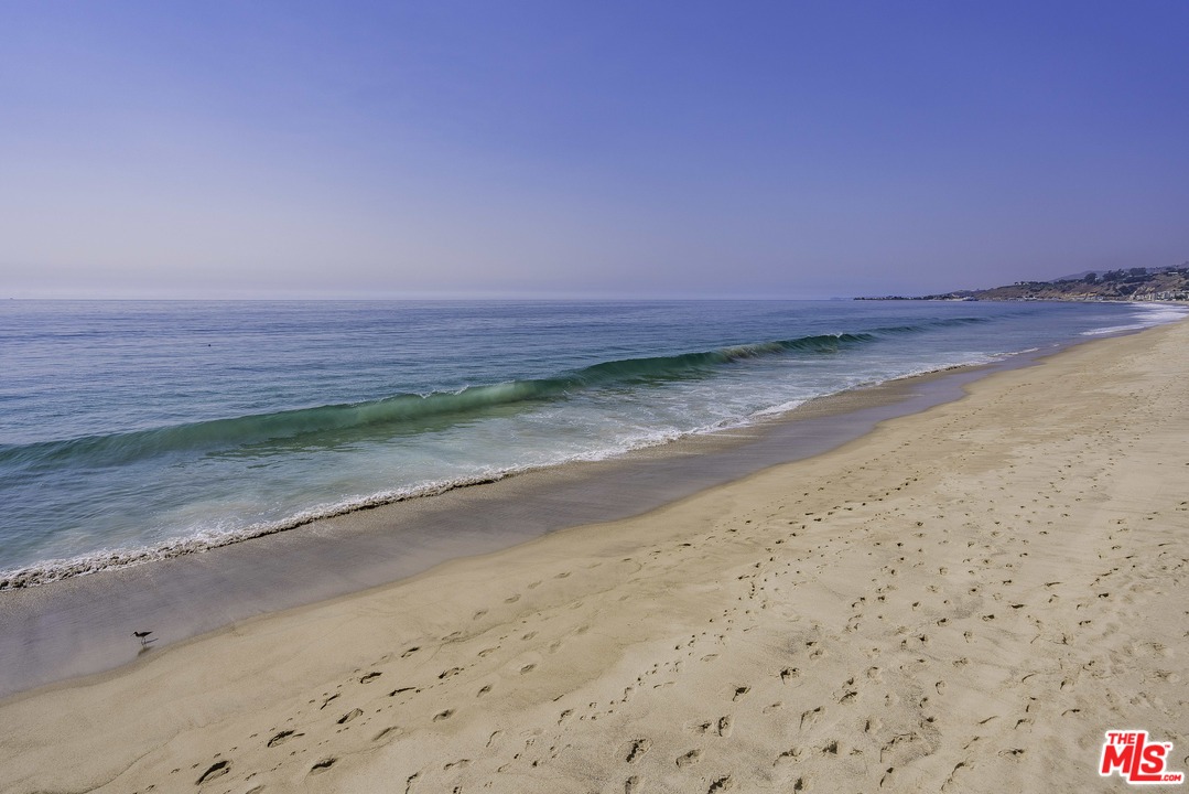 21830 Pacific Coast Highway Malibu, CA 90265 - Photo 11 of 12