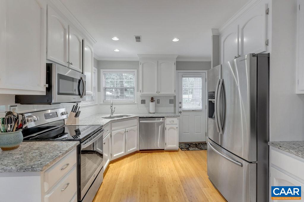 3148 Ridgefield Road Charlottesville, VA 22911 - Photo 8 of 25 Gallery Image 8