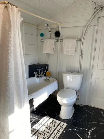 $695,000 | 37 Water Street, Castine, ME 04421