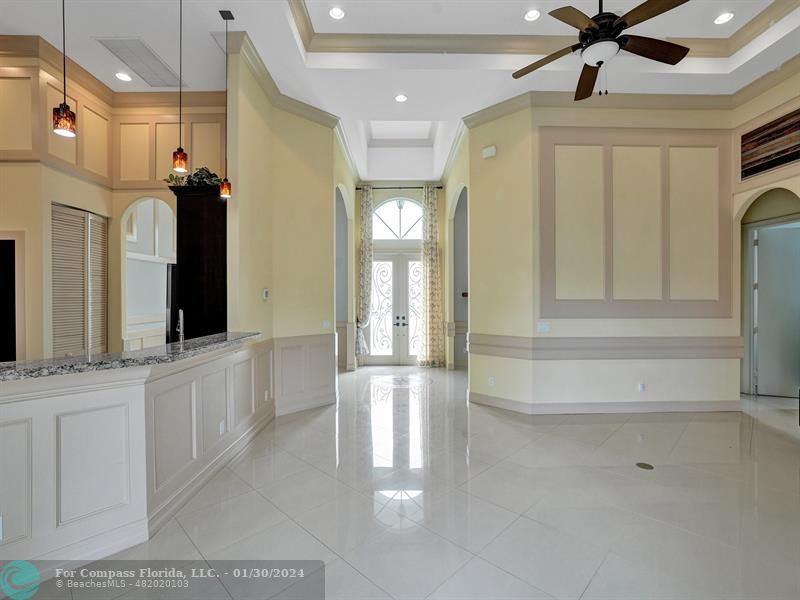 1965 Park Place Boca Raton, FL 33486 - Photo 14 of 30 a view of a hallway with windows