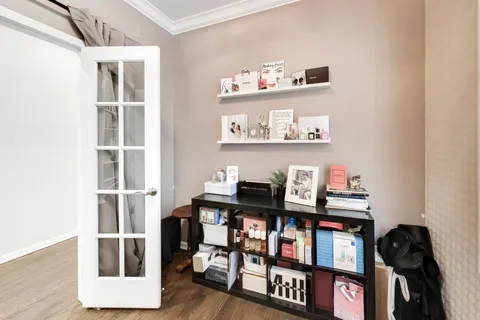 $875,000 | 628 West Wrightwood Avenue, Unit 3W, Chicago, IL 60614