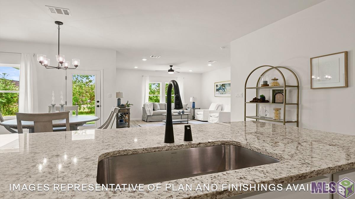 924 Ryan Avenue Baker, LA 70714 - Photo 2 of 16