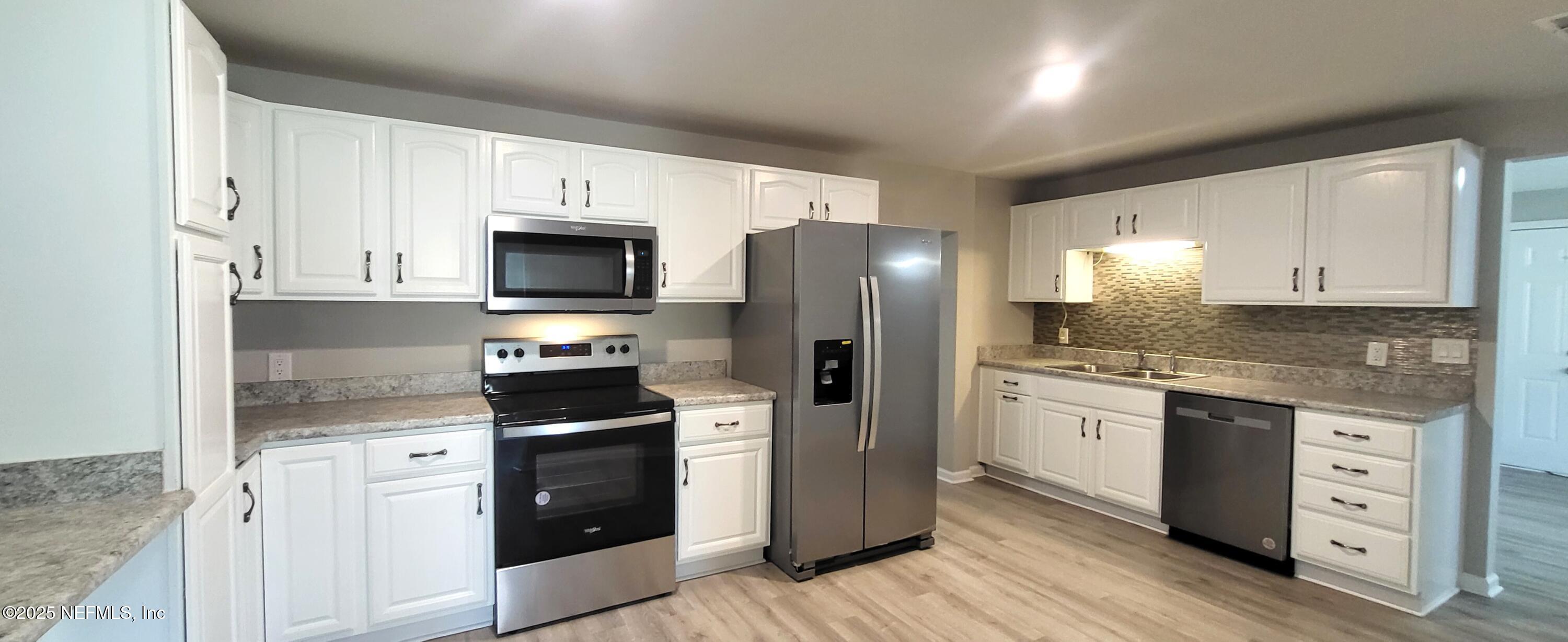 8166 Paschal Street Jacksonville, FL 32220 - Photo 8 of 10 7 Kitchen B