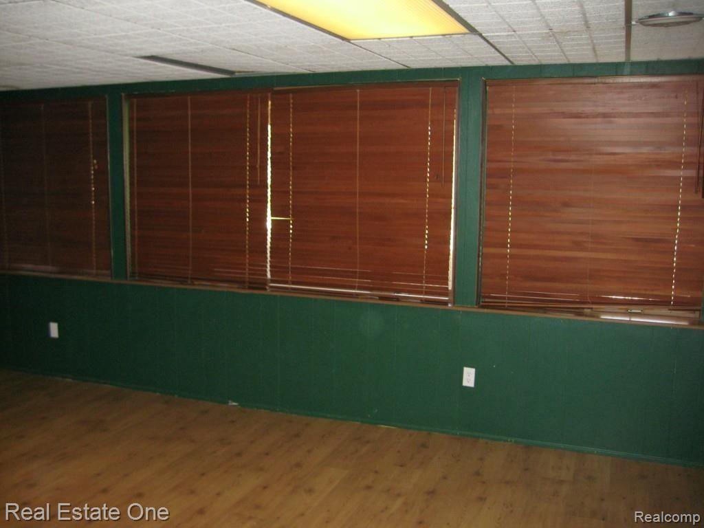 1296 Kingsview Avenue Rochester, MI 48309 - Photo 34 of 34 IMG_1193.jpg