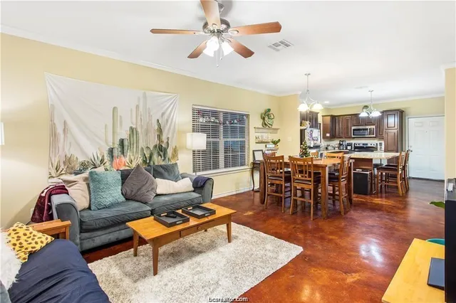 $2,250 | 2488 Horse Shoe Drive, College Station, TX 77845