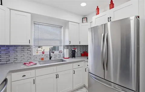 $464,800 | 5718 18th Avenue North, St. Petersburg, FL 33710