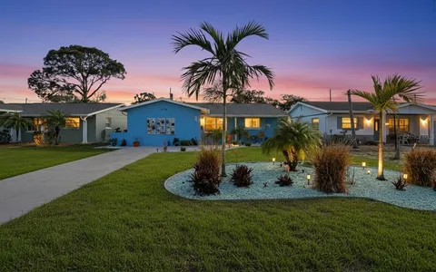 $450,000 | 5718 18th Avenue North, St. Petersburg, FL 33710