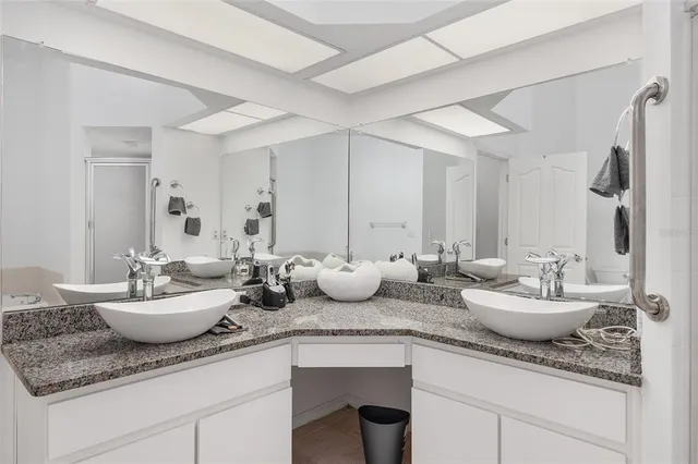 $715,000 | 90 Winding River Lane, Inglis, FL 34449