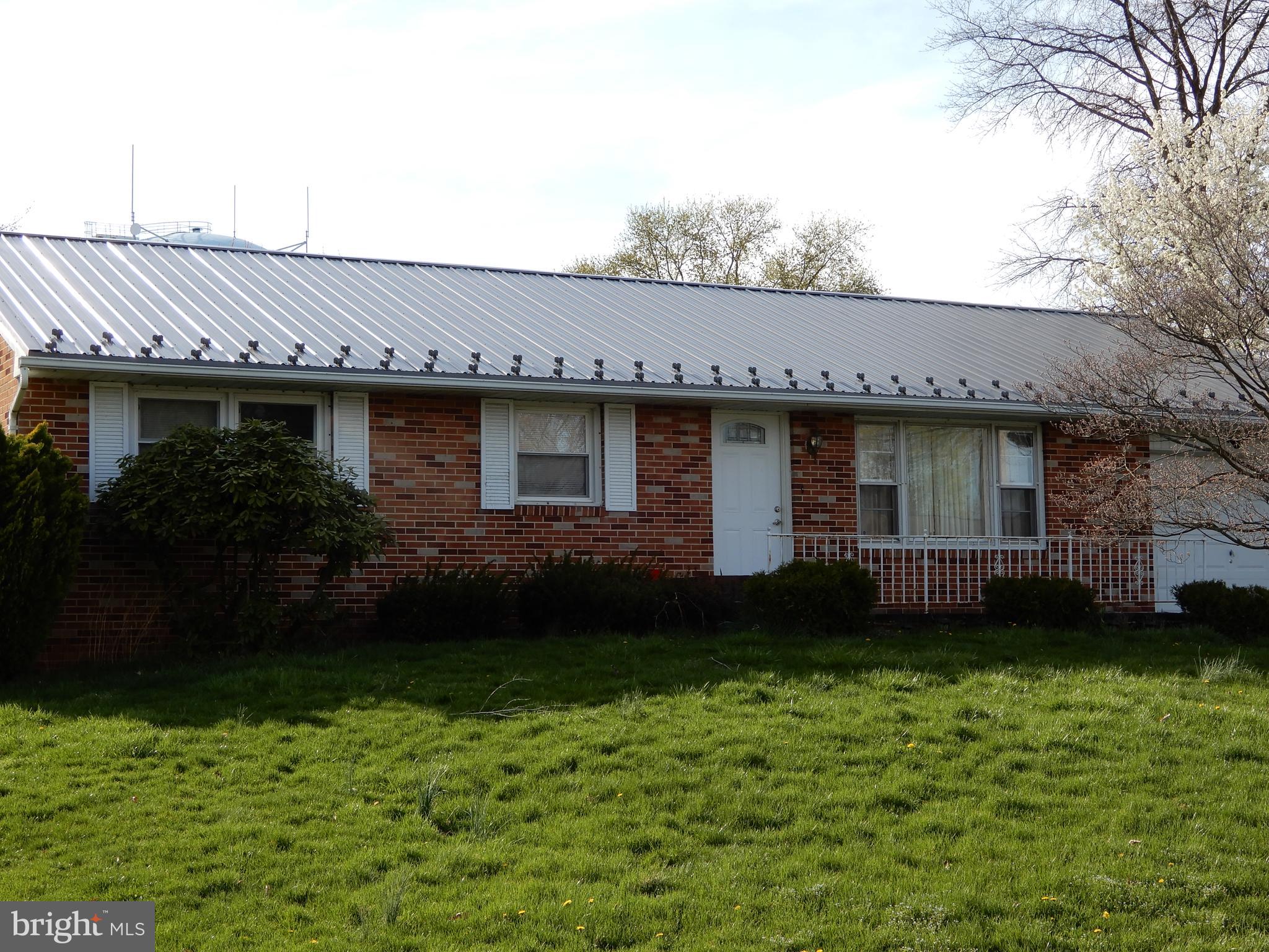 130 Rosedale Drive Manchester, PA 17345 - Photo 1 of 28 Gallery Image 1
