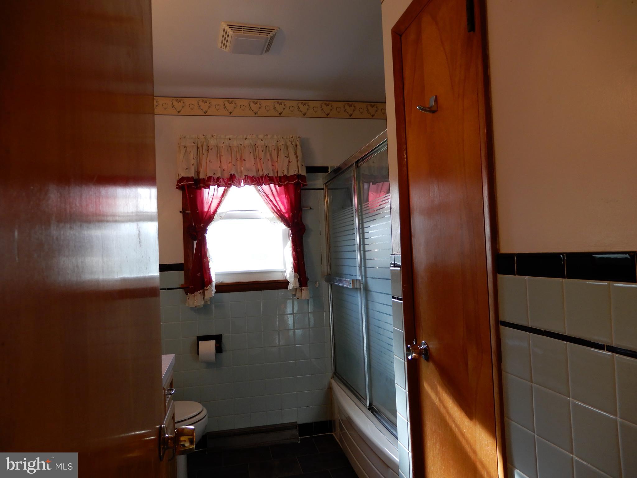 130 Rosedale Drive Manchester, PA 17345 - Photo 15 of 28 Gallery Image 15