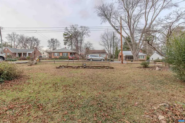 $185,000 | 202 Raymond Avenue, Unit 13, Charlottesville, VA 22903