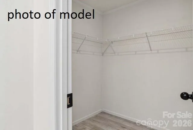 a view of a utility room