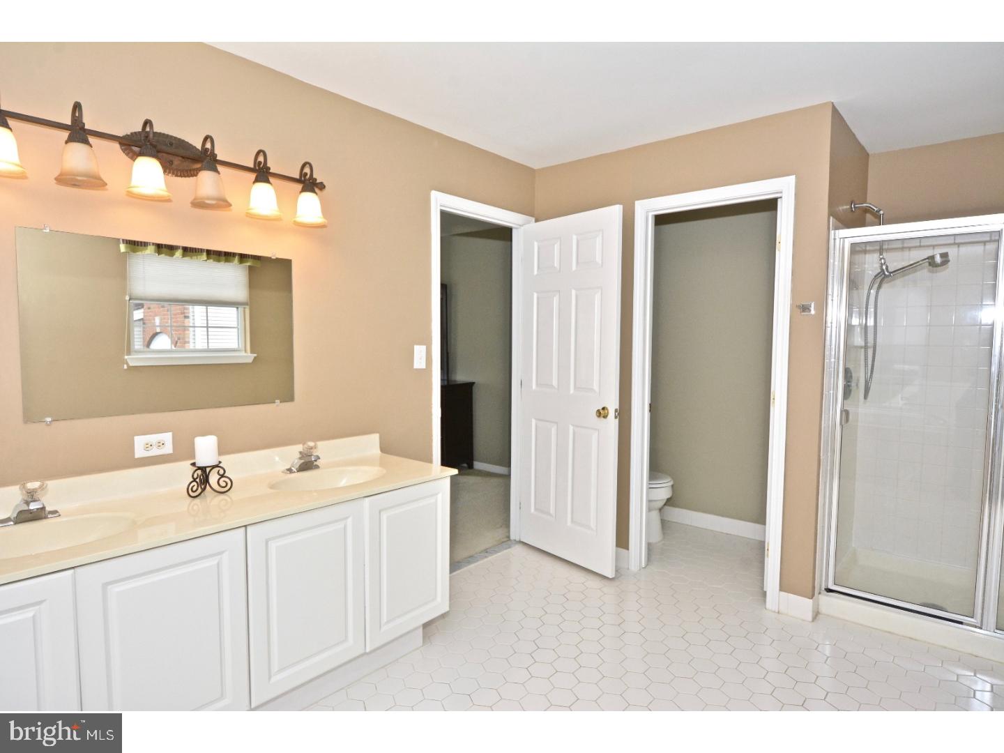 22 Manley Road Pennington, NJ 08534 - Photo 16 of 25 Master Bathroom