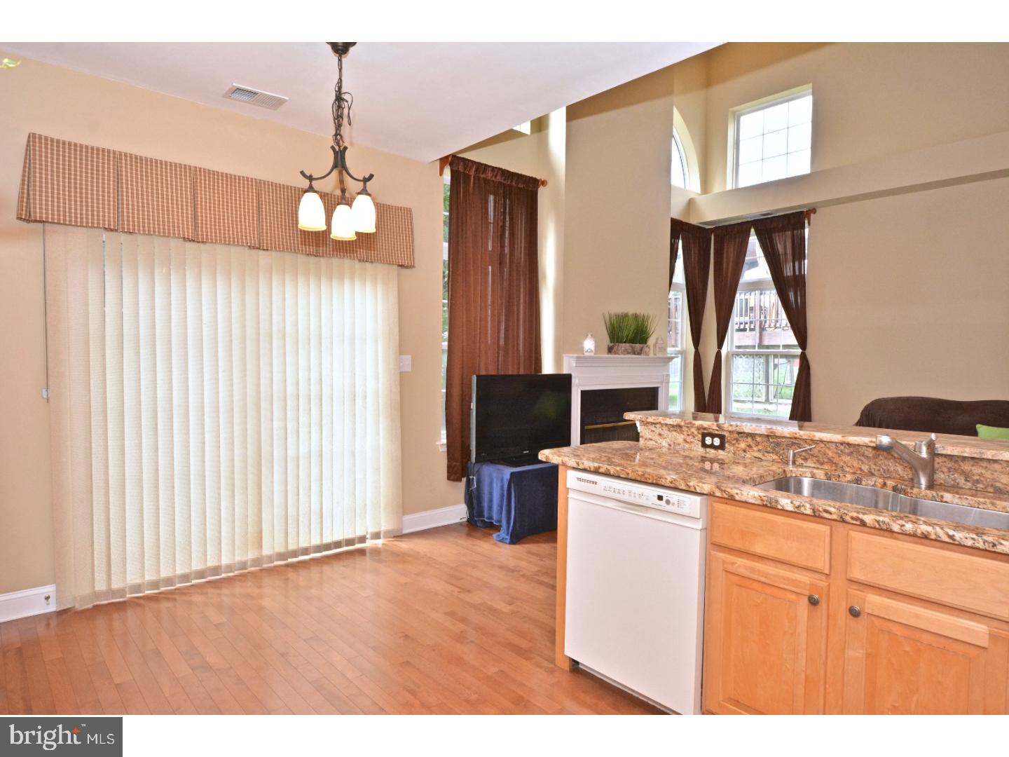 22 Manley Road Pennington, NJ 08534 - Photo 7 of 25 Kitchen