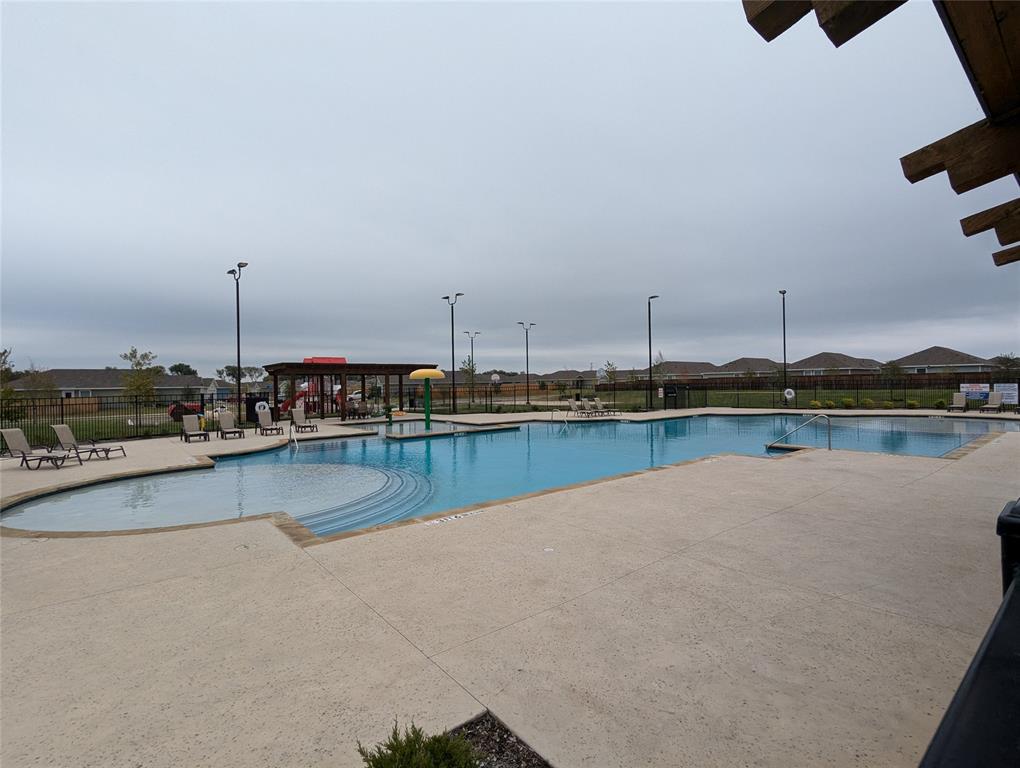 904 Wood Stork Way Princeton, TX 75407 - Photo 31 of 40 a view of a lake