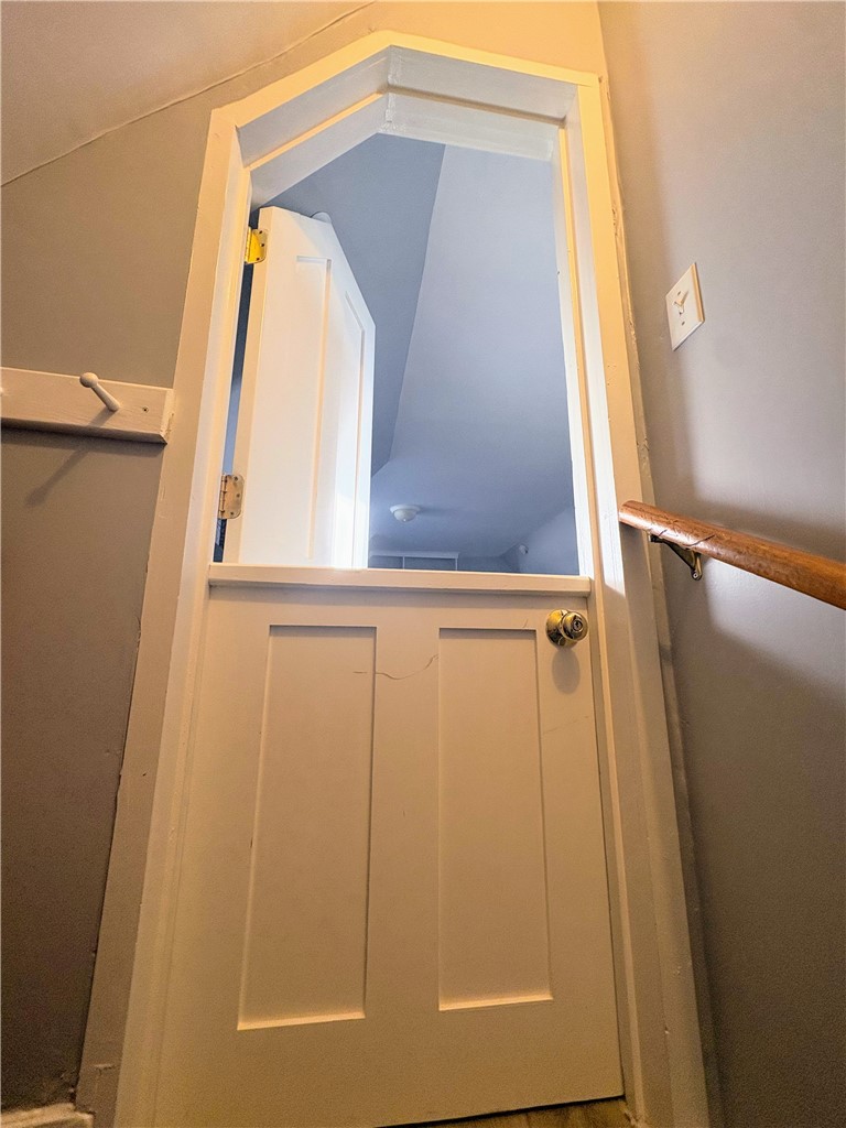 438 Wolcott Avenue, Unit 6 Middletown, RI 02842 - Photo 6 of 20