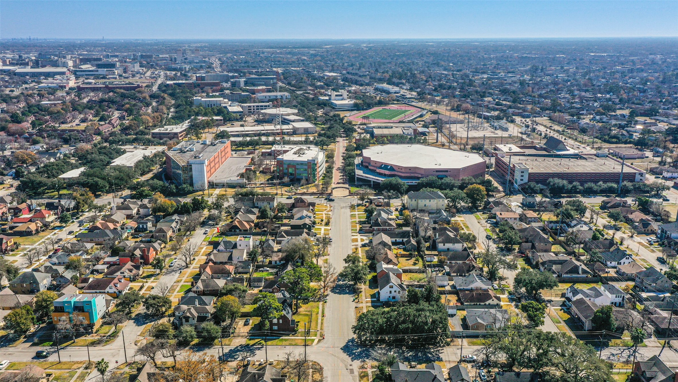 2802 Wheeler Avenue Houston, TX 77004 - Photo 19 of 20 a view of a city