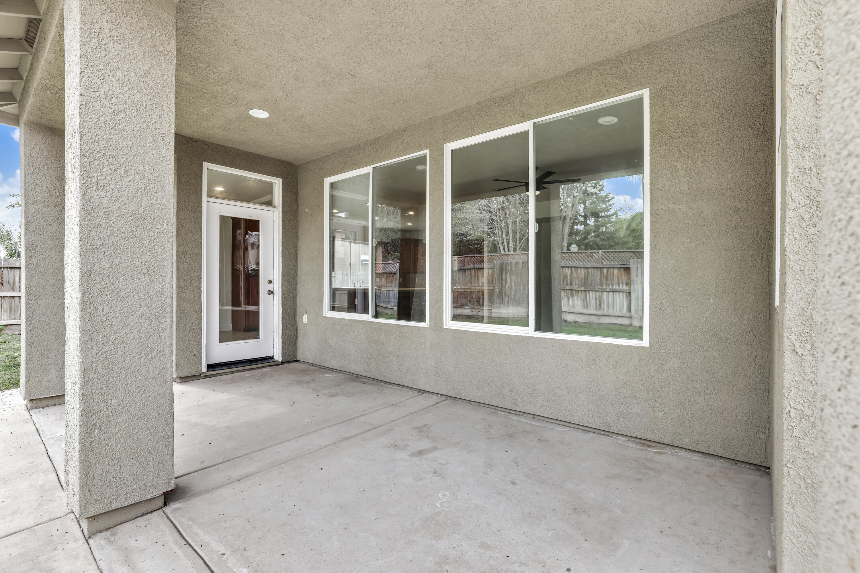 346 Martin Street Tulare, CA 93274 - Photo 29 of 33 d50a6666-d50a6668