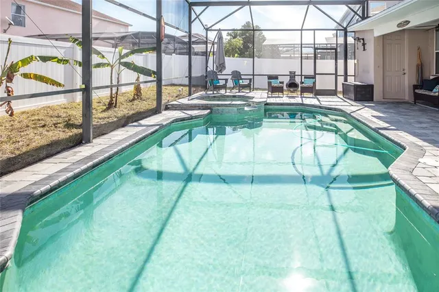 $625,000 | 1074 Berkeley Drive, Kissimmee, FL 34744