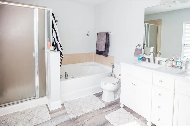 $625,000 | 1074 Berkeley Drive, Kissimmee, FL 34744