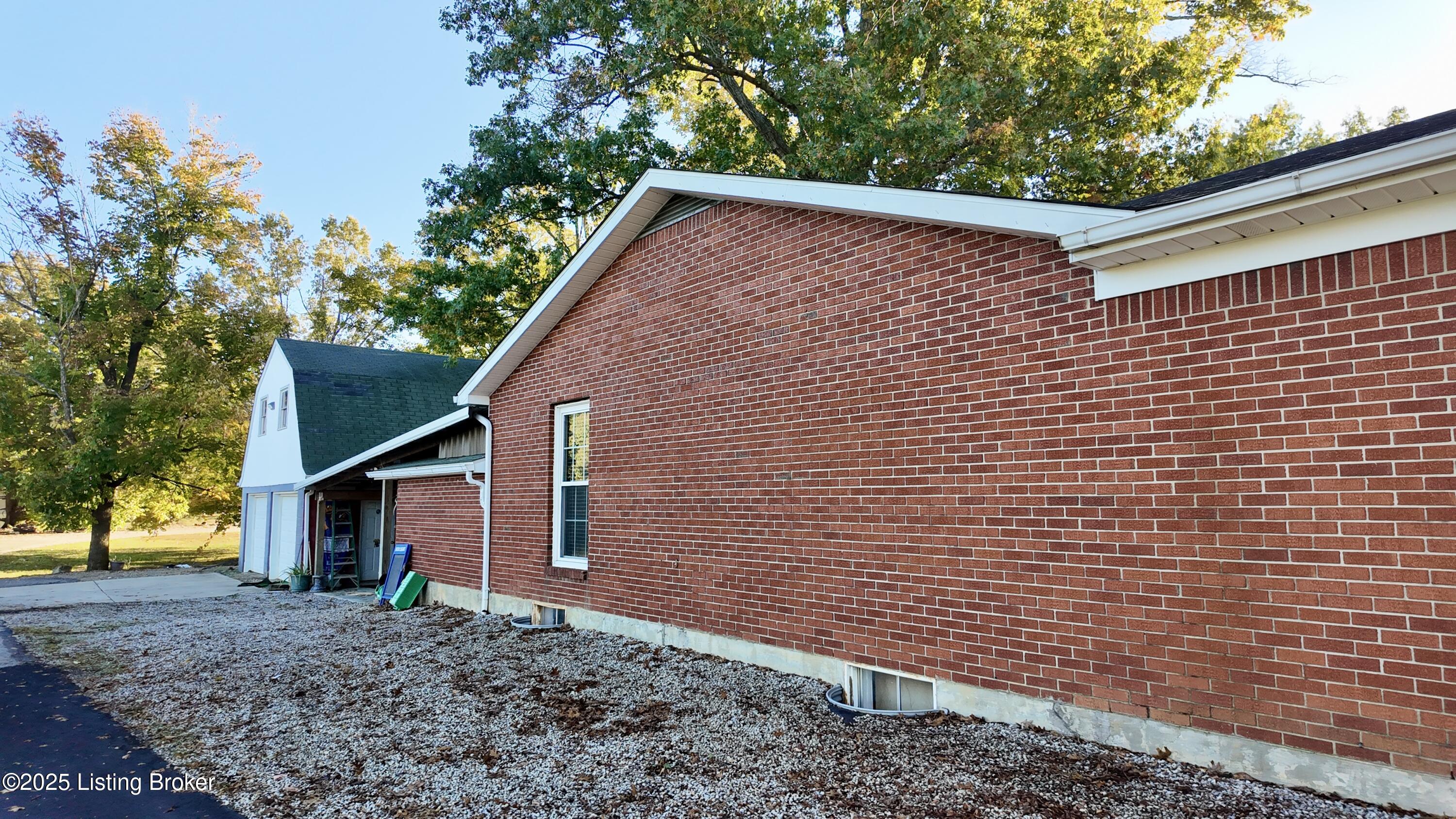 118 Ritchie Lane Bardstown, KY 40004 - Photo 88 of 101 dji_mimo_20251020_091304_20251020091305_