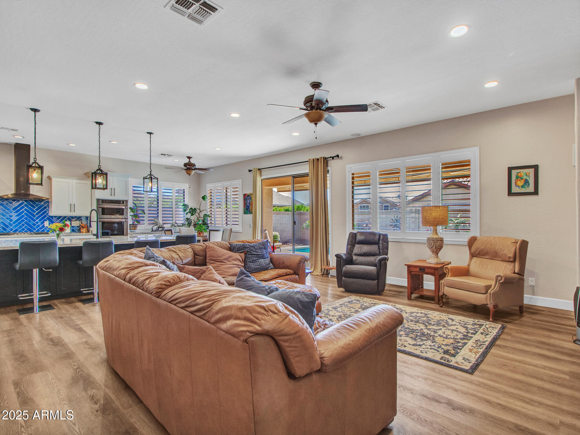 6919 West Rowel Road Peoria, AZ 85383 - Photo 30 of 74 06-Family-room-(3)