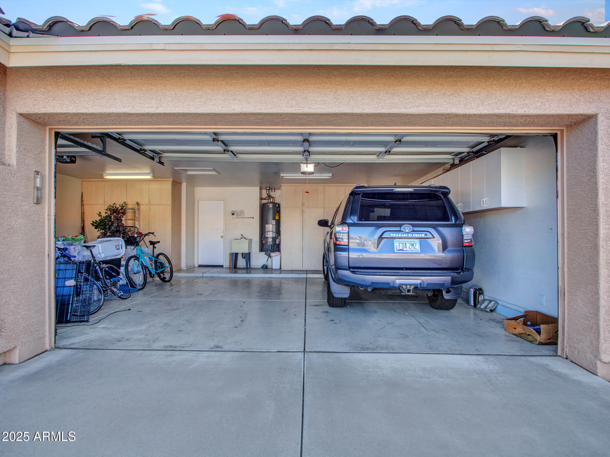 6919 West Rowel Road Peoria, AZ 85383 - Photo 73 of 74 a view of car garage