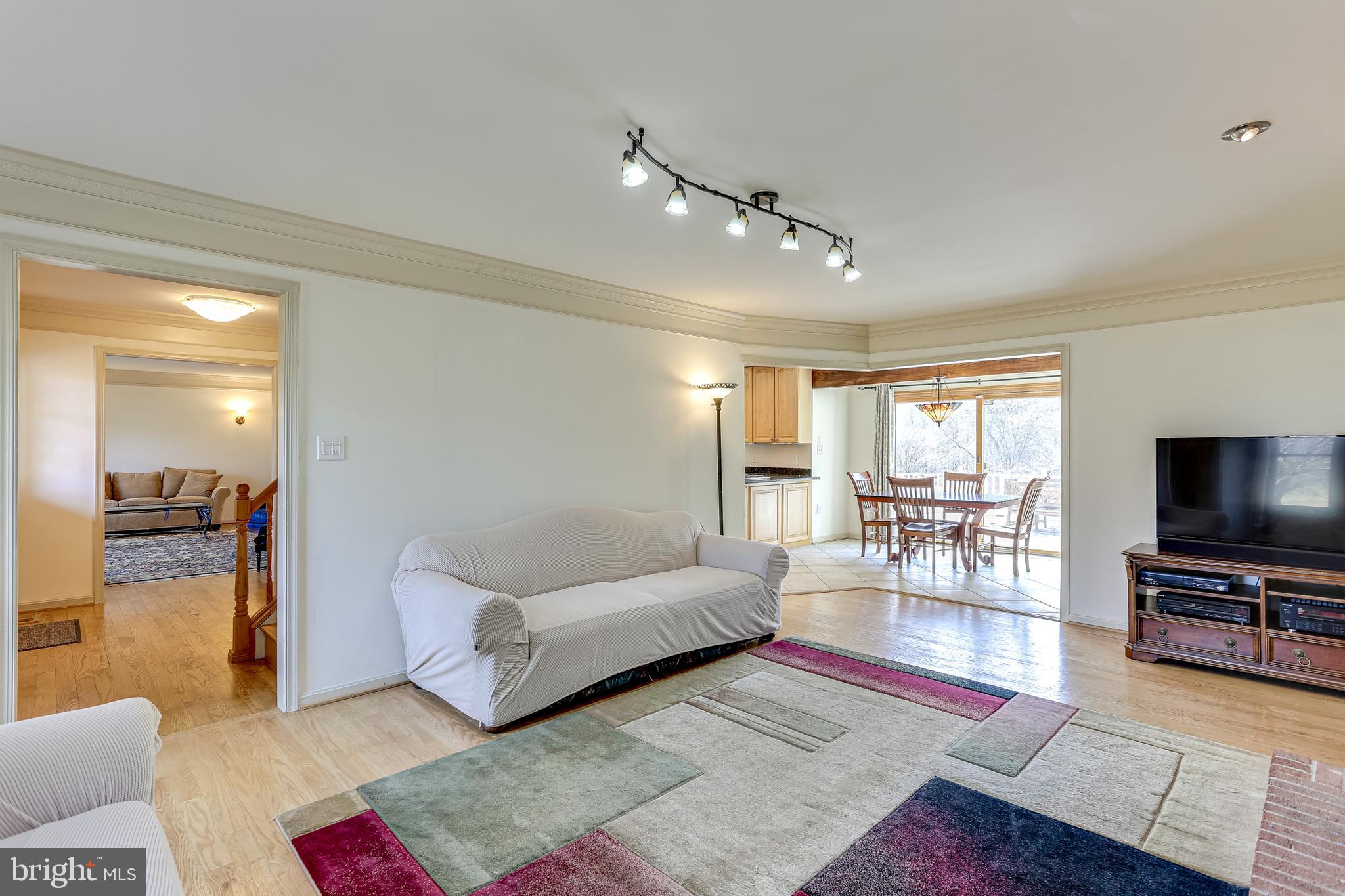 1318 Excaliber Lane Silver Spring, MD 20906 - Photo 15 of 50 Gallery Image 15