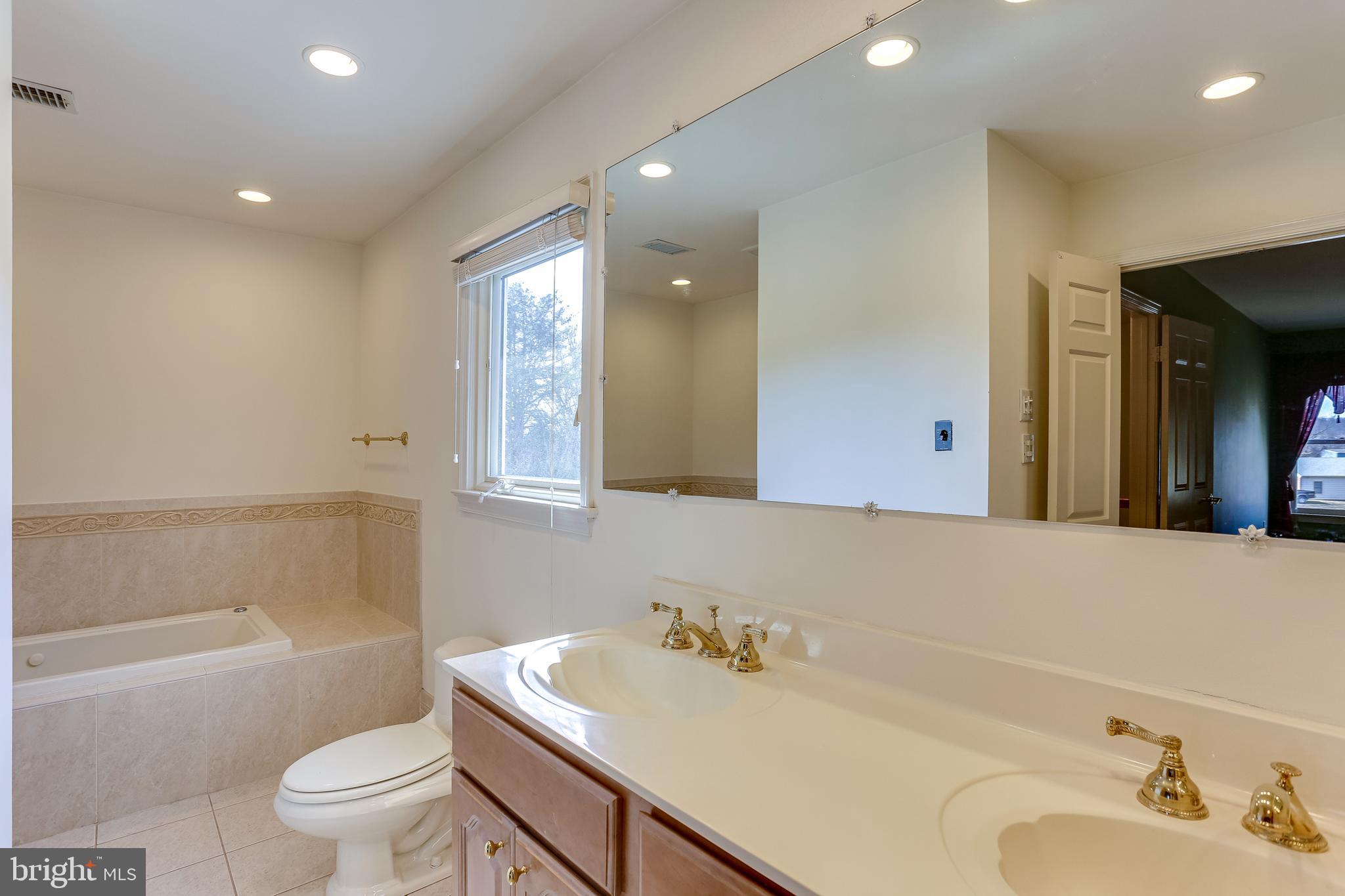 1318 Excaliber Lane Silver Spring, MD 20906 - Photo 28 of 50 Gallery Image 28