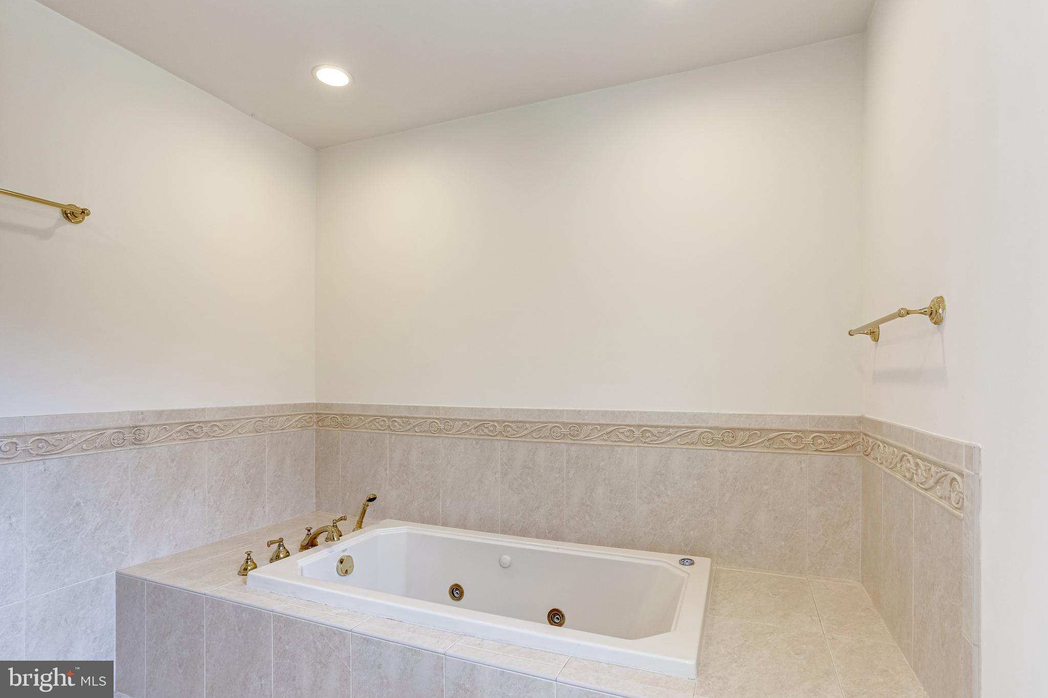 1318 Excaliber Lane Silver Spring, MD 20906 - Photo 30 of 50 Gallery Image 30