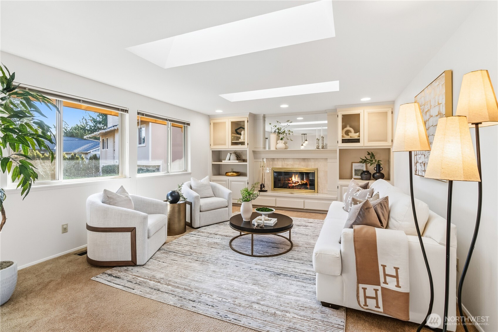 13054 Southeast 161st Street Renton, WA 98058 - Photo 3 of 32