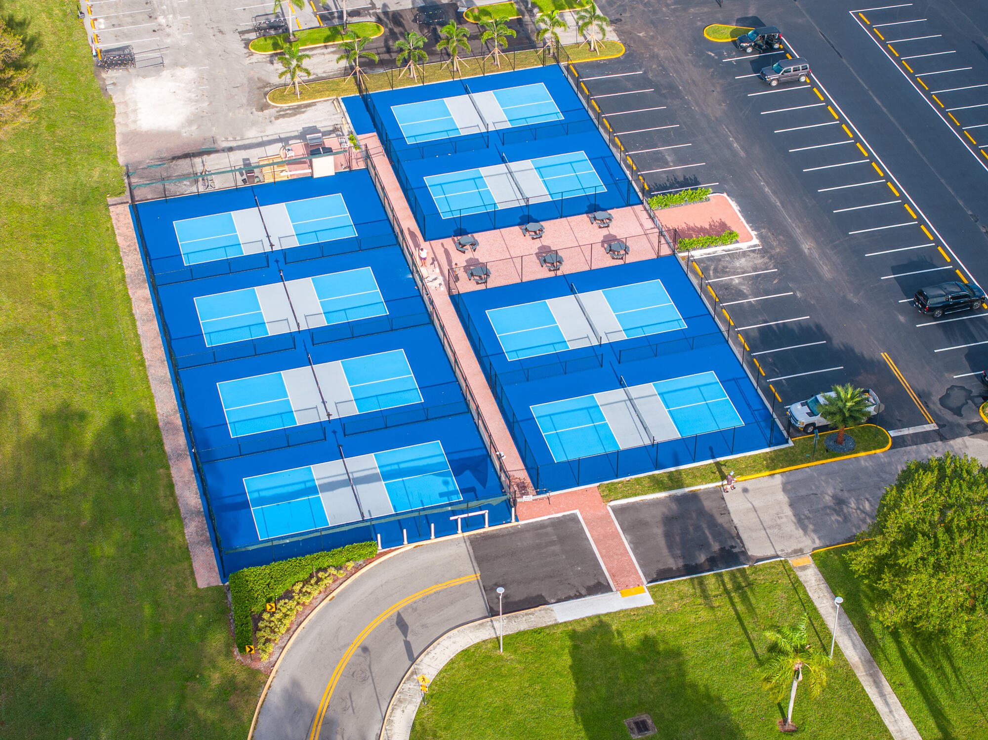 269 Durham East, Unit G Deerfield Beach, FL 33442 - Photo 29 of 45 DJI_20231121064702_0073_D-Edit