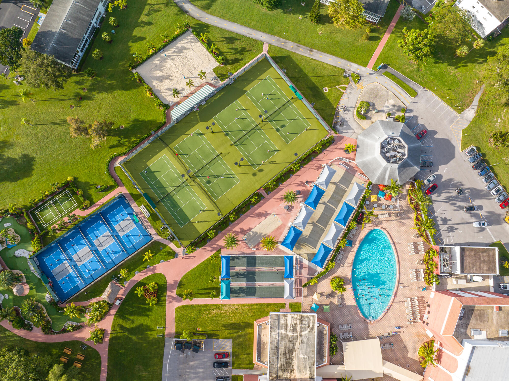 269 Durham East, Unit G Deerfield Beach, FL 33442 - Photo 36 of 45 DJI_20231121065242_0101_D