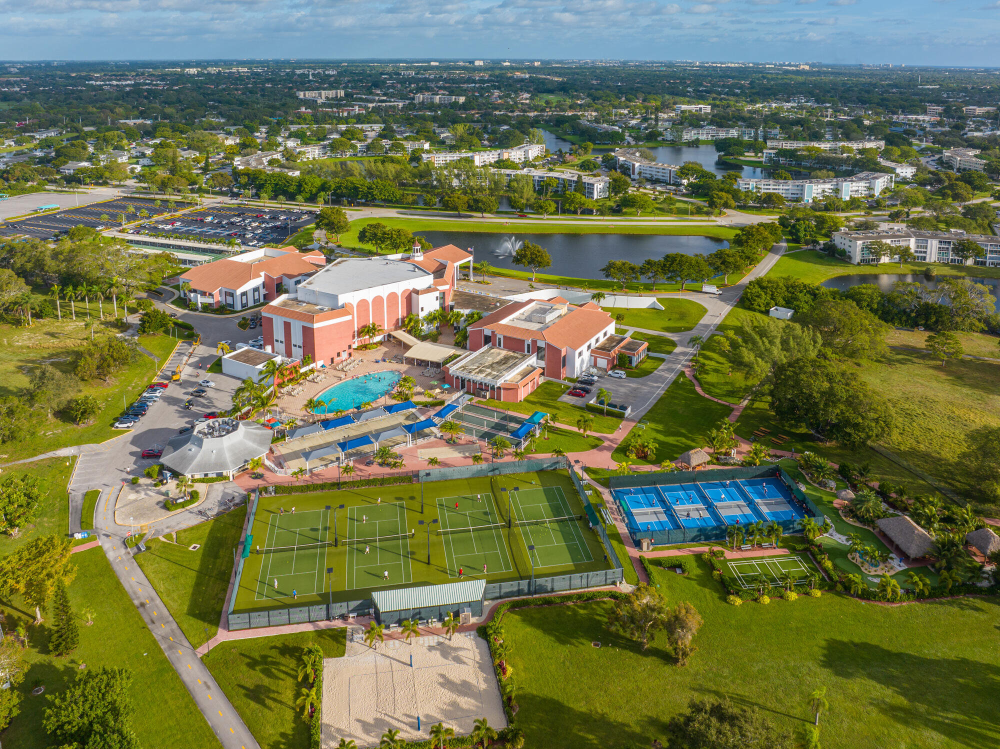 269 Durham East, Unit G Deerfield Beach, FL 33442 - Photo 38 of 45 DJI_20231121065442_0116_D