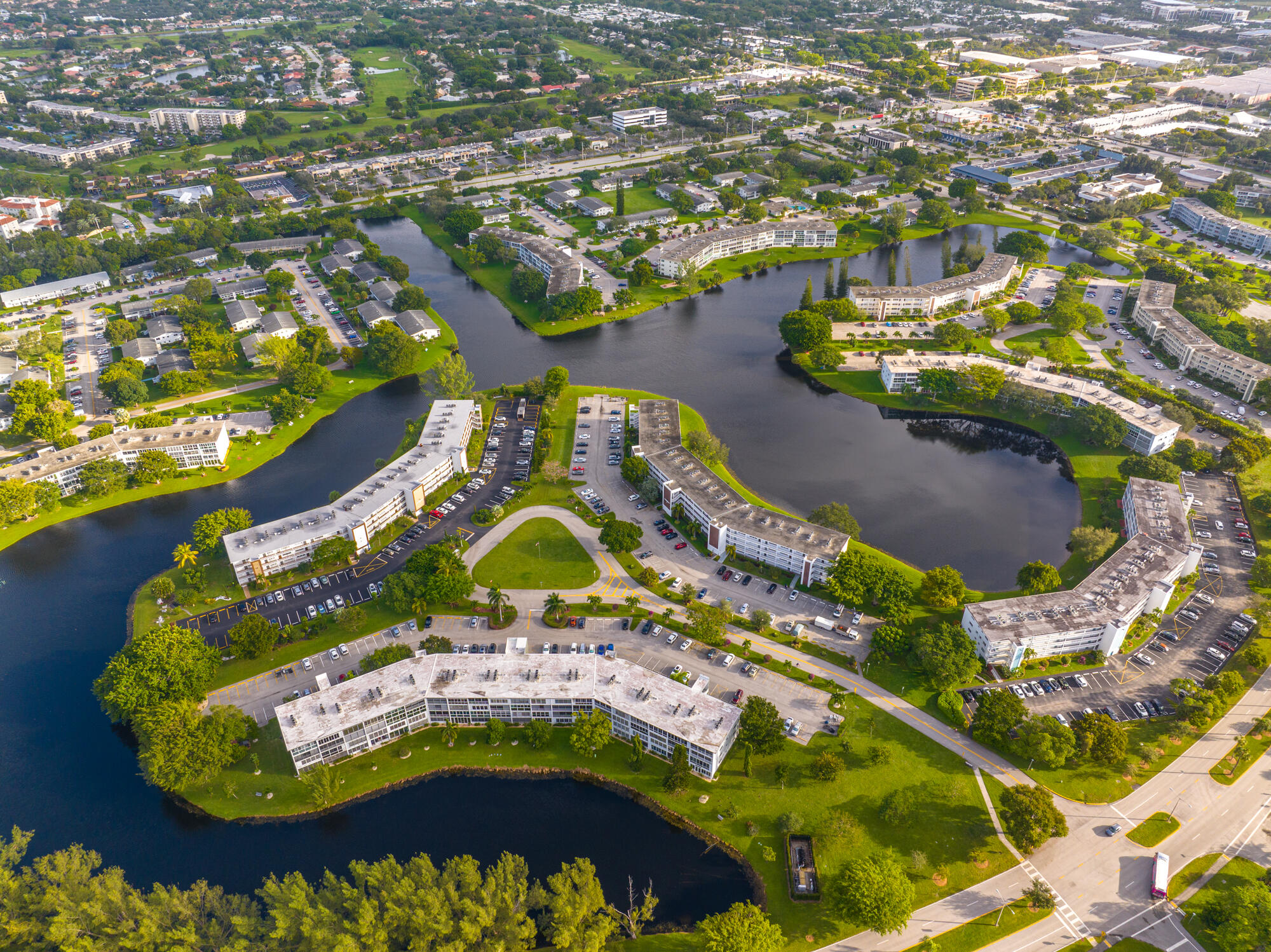 269 Durham East, Unit G Deerfield Beach, FL 33442 - Photo 45 of 45 DJI_20231121065333_0104_D