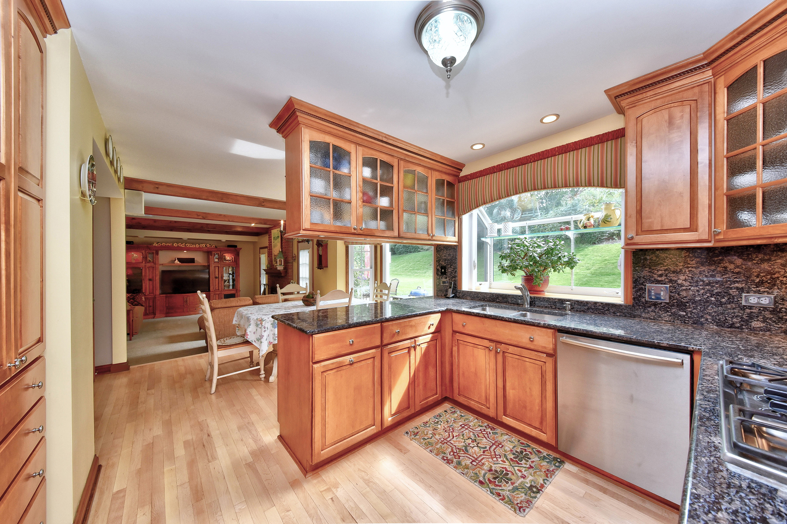 N413 Kimball Road Winfield, IL 60190 - Photo 5 of 25