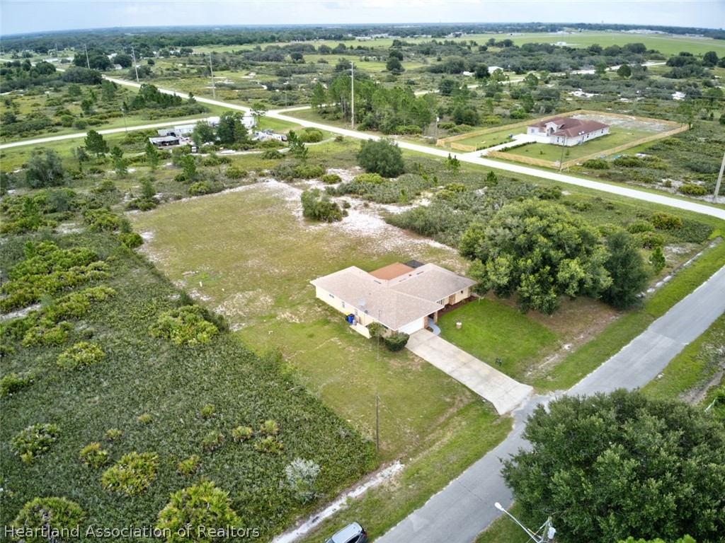 2402 West Matte Road Avon Park, FL 33825 - Photo 2 of 33 Gallery Image 2