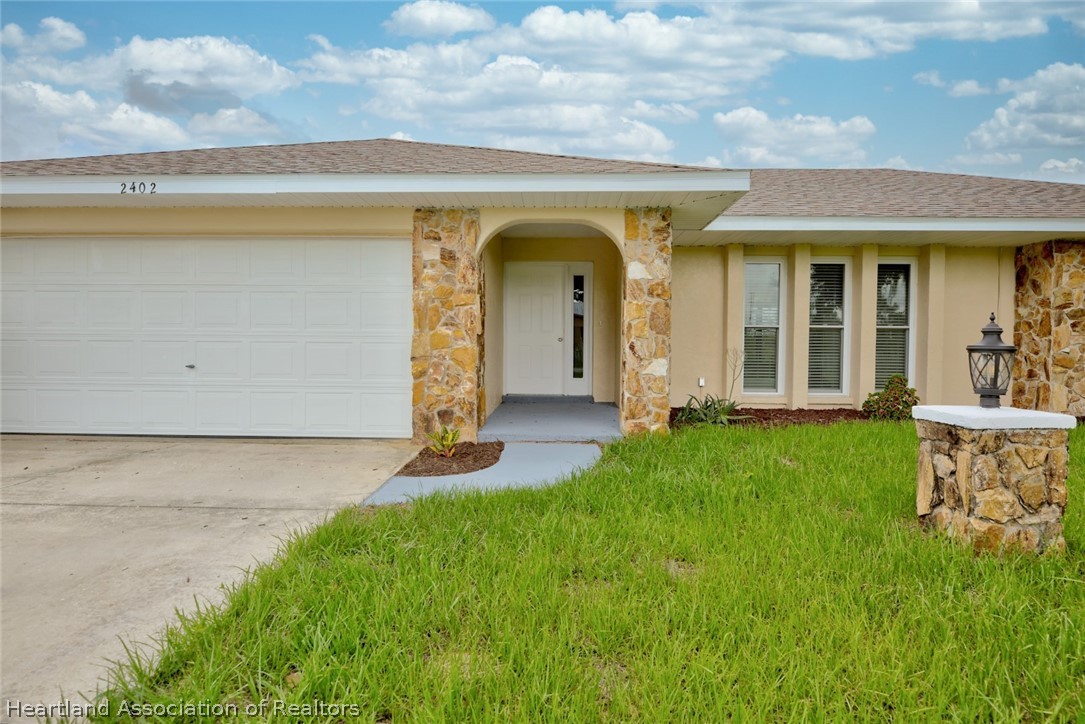 2402 West Matte Road Avon Park, FL 33825 - Photo 3 of 33 Gallery Image 3
