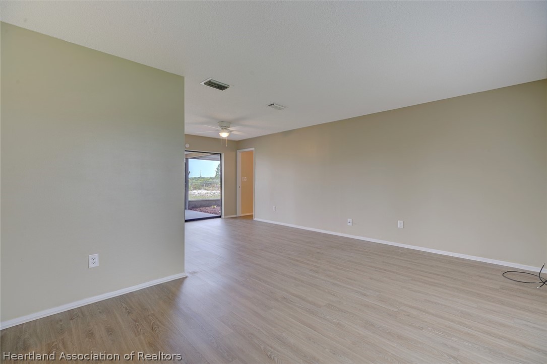 2402 West Matte Road Avon Park, FL 33825 - Photo 4 of 33 Gallery Image 4