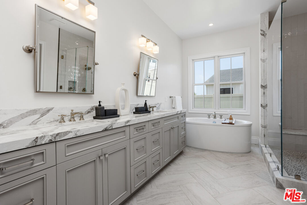 2535 Ivy Road Oceanside, CA 92054 - Photo 22 of 40