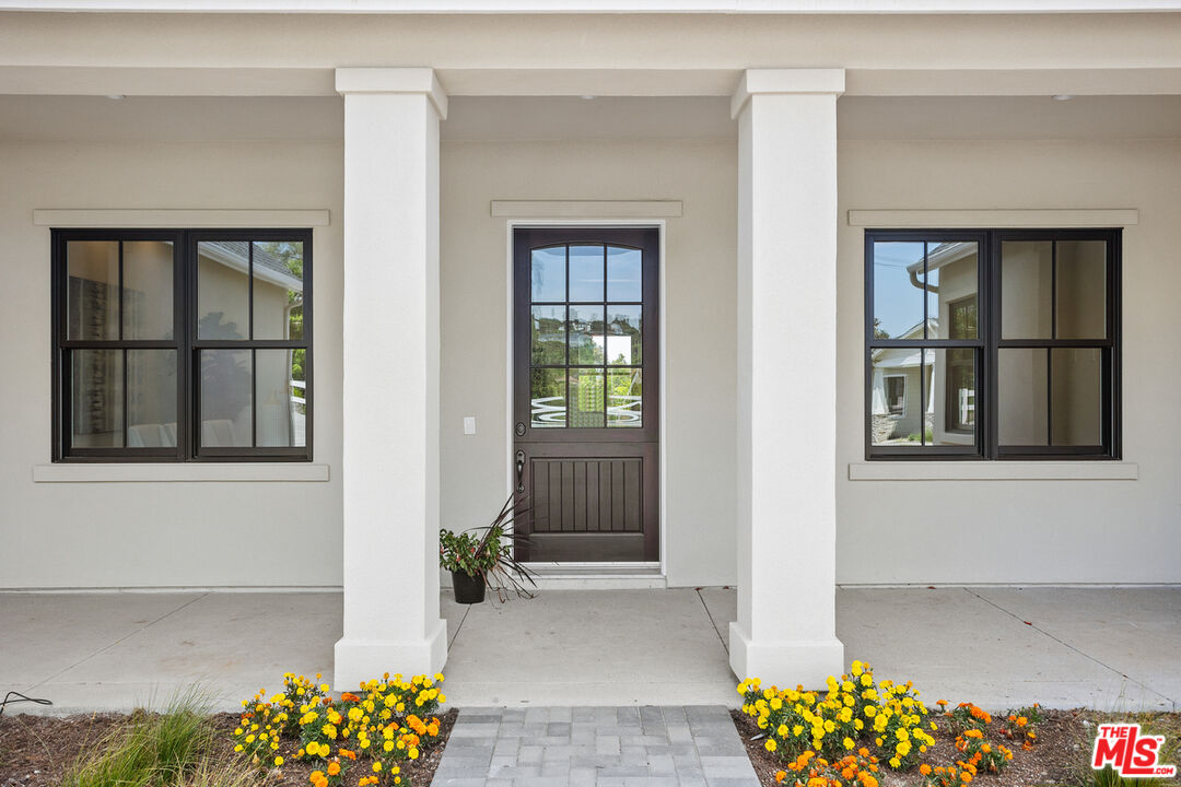 2535 Ivy Road Oceanside, CA 92054 - Photo 8 of 40